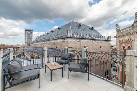 La terrazza sulle Piazze - Centro Storico Apartment in Padua