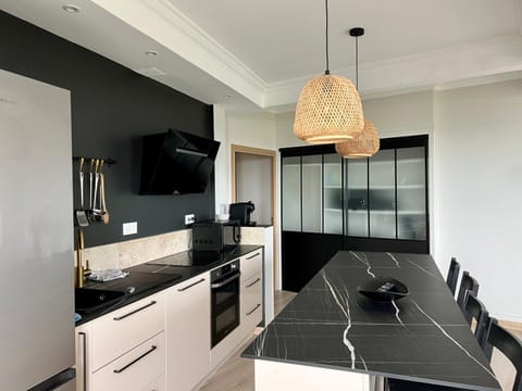 Kitchen or kitchenette, oven, stove