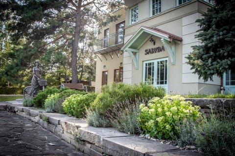 Property building, Garden