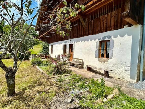 Property building, Garden, Garden view