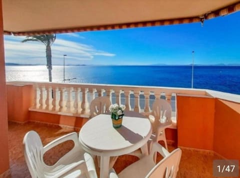 View (from property/room), View (from property/room), Photo of the whole room, Sea view, Sea view