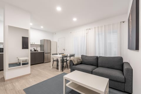 Kitchen or kitchenette, Living room, Dining area