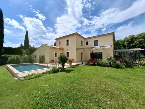 Spring, Garden view, Swimming pool