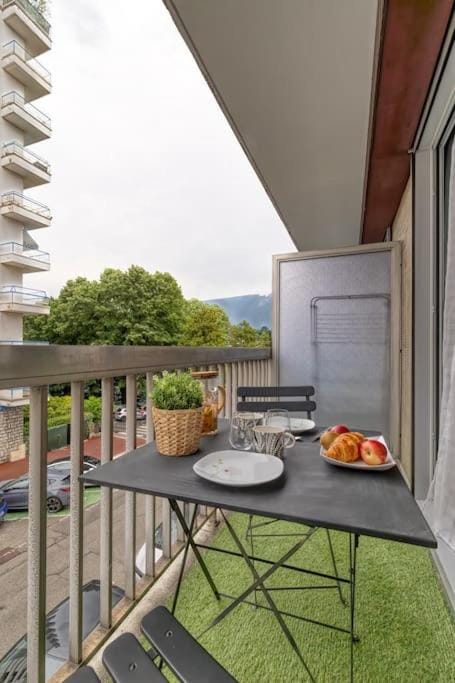 Studio Victoria CHIC,au cœur du centre ville Apartment in Aix-les-Bains