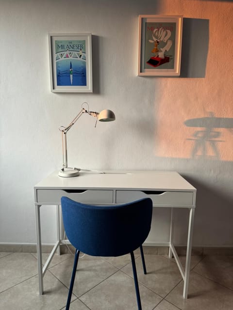 Decorative detail, Seating area