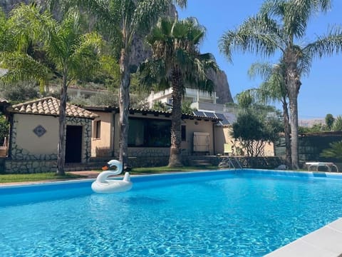 Garden view, Swimming pool