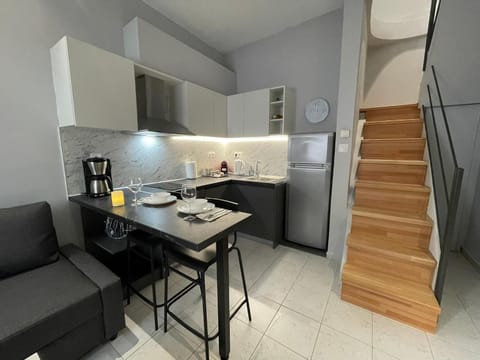 Restaurant/places to eat, Casino, Garden, TV and multimedia, Kitchen or kitchenette, Food and drinks, Beach, Alcoholic drinks, Location, Quiet street view, ATM, internet, storage, air conditioner