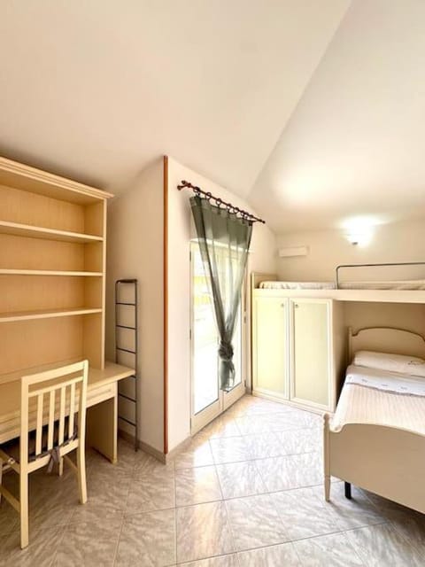 Bed, Photo of the whole room, Bedroom, bunk bed, wardrobe