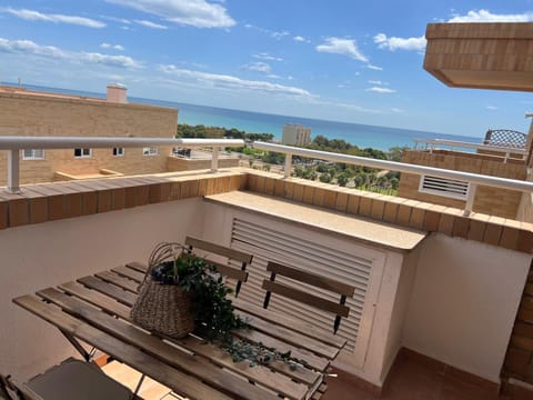 View (from property/room), Balcony/Terrace, Sea view