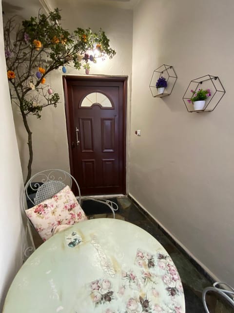 Facade/entrance, Garden