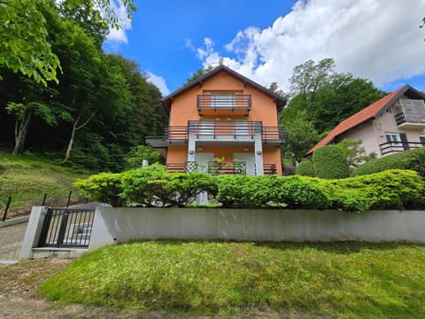 Property building, Natural landscape, Garden view