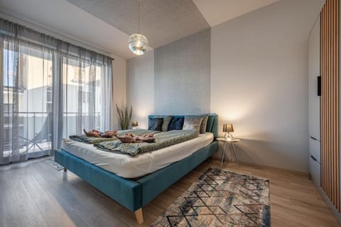 Bed, Balcony/Terrace, Bedroom