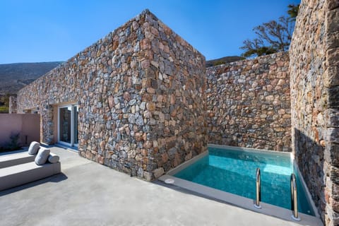 Property building, Patio, View (from property/room), Text overlay, Pool view, Swimming pool, Swimming pool, sunbed, VIP