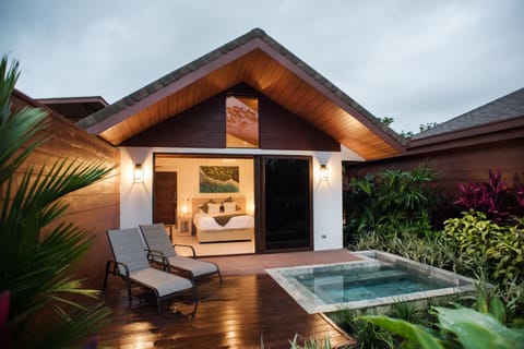 Patio, Natural landscape, Garden, Coffee/tea facilities, Bedroom, Garden view, Swimming pool, sunbed