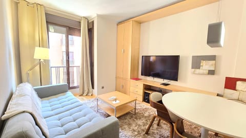 TV and multimedia, Living room, Dining area