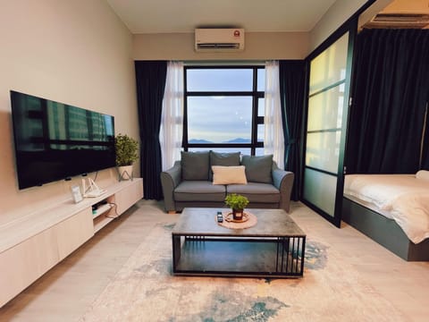 TV and multimedia, Living room, Evening entertainment, air conditioner