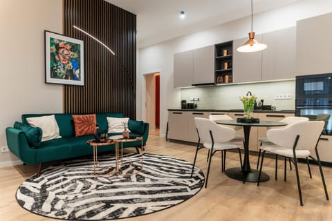 Kitchen or kitchenette, Living room, Dining area