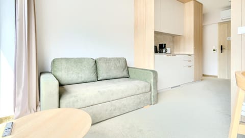 Kitchen or kitchenette, Seating area