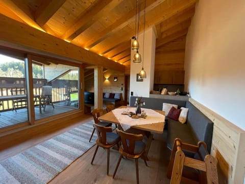 Balcony/Terrace, Seating area, Dining area