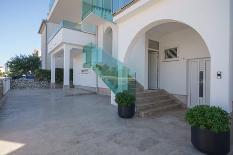 Vodice Villa Ruza Apartment in Šibenik-Knin County, Croatia