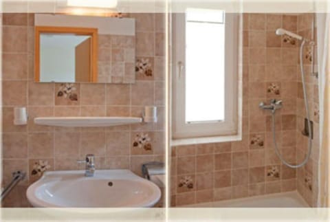 Heckenrose4-EG-mitte Apartment in Norddorf