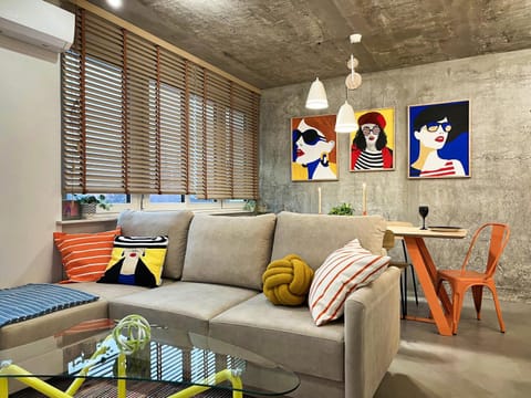 Living room, Decorative detail, Seating area, Dining area