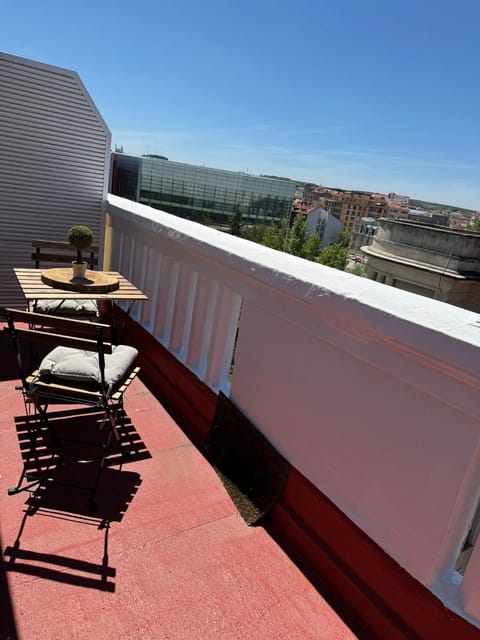 View (from property/room), Balcony/Terrace