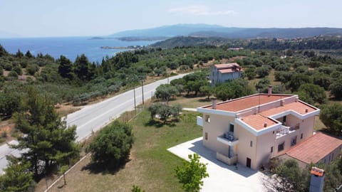 MyseA Village AGIOS NIKOLAOS SITHONIA House in Halkidiki