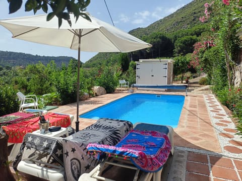 Natural landscape, Mountain view, Pool view, Swimming pool, sunbed