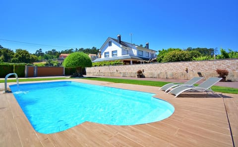 Garden, Garden view, Pool view, Swimming pool, sunbed