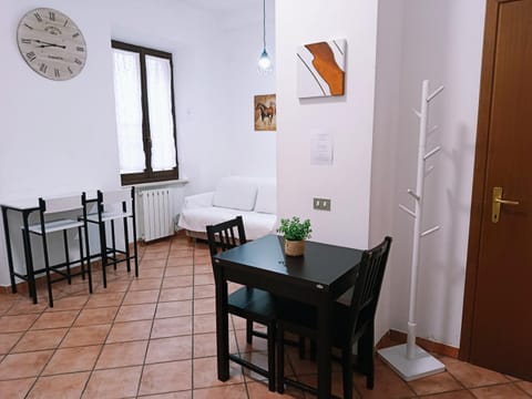 Communal lounge/ TV room, Living room, Seating area