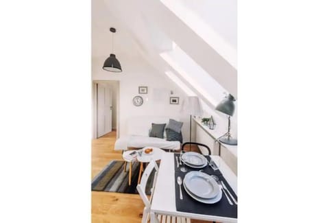 Living room, Photo of the whole room, Seating area, Dining area