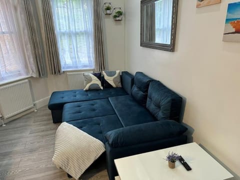 On the Beach Retreat Apartment in Bournemouth