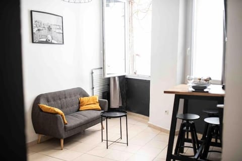 Appartement tout équipé au cœur du Vieux Port Marseille Apartment in Marseille