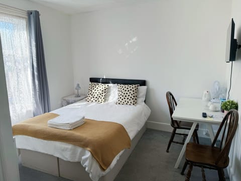 Shirley Guest House Vacation rental in Southampton