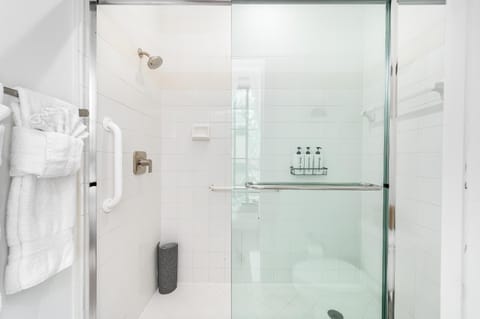 Newly Renovated Delray Beach Townhome Apartment in Delray Beach