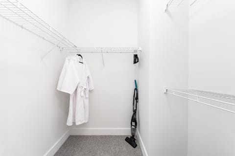 Newly Renovated Delray Beach Townhome Apartment in Delray Beach