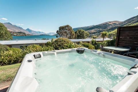 Patio, Nearby landmark, Day, Natural landscape, Hot Tub, View (from property/room), Lake view, Mountain view, Pool view