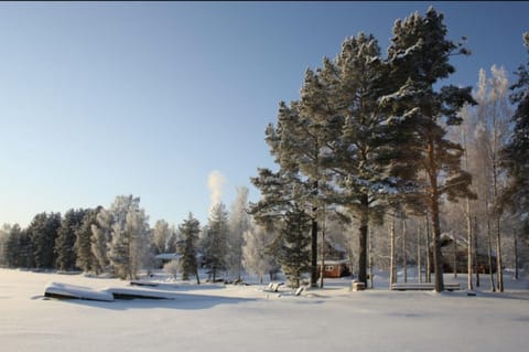 Tahkon Riihiranta - 4 bedroom villa with lake view - Tilava mökki rantanäkymin Chalet in Finland