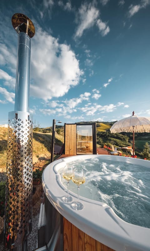 Natural landscape, Hot Tub, Hot Tub, Pool view, Swimming pool