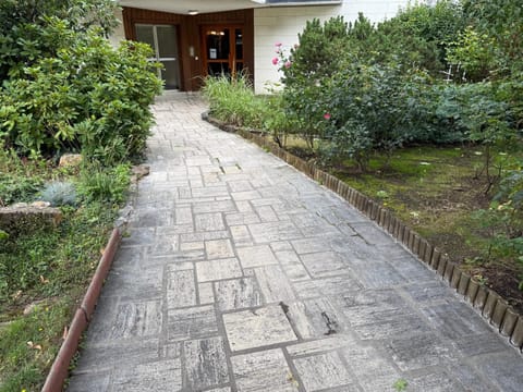 Lilas house Apartment in Paris