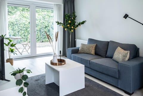 Private Design Apartment w Garden & Parking House in Eindhoven