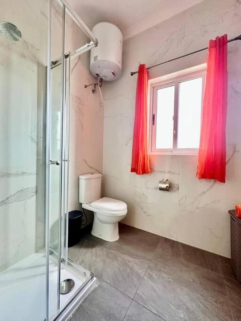 Charming Townhouse with Rooftop Apartment in Sliema