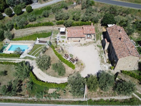 Property building, Day, Natural landscape, Bird's eye view, Pool view, Swimming pool