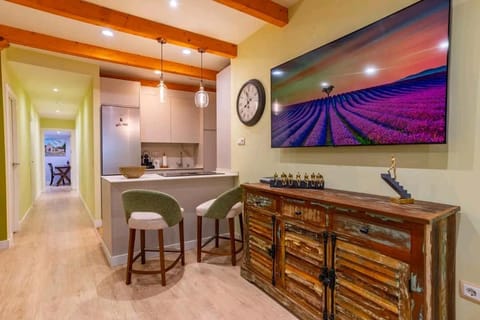 Communal lounge/ TV room, Kitchen or kitchenette