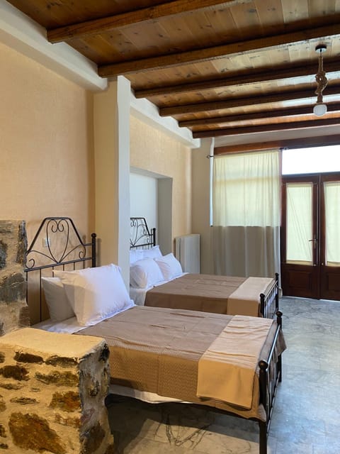 1924 Studios 4 Apartment in Argolis, Greece