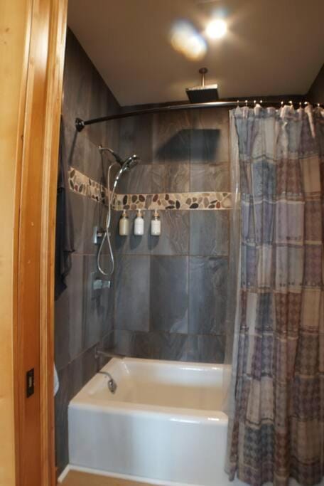 Apartment at Fieldstone Manor Apartment in Frankfort