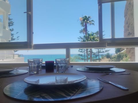 View (from property/room), Balcony/Terrace, Dining area