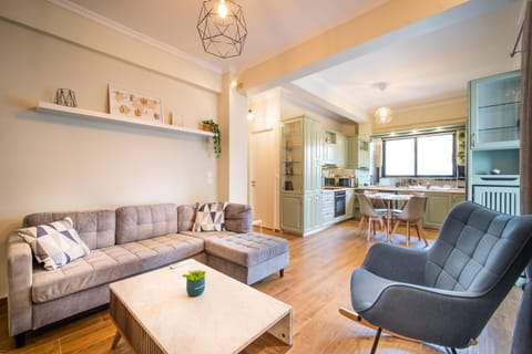 Living room, Decorative detail, Seating area, kitchen