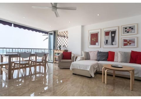 Living room, Sea view